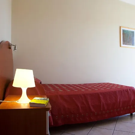Appart hôtel Motta Motta SantʼAnastasia